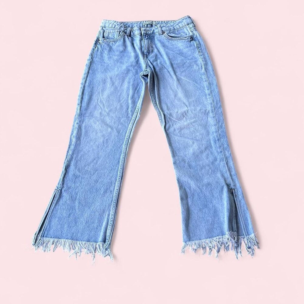 Frayed straight leg jeans from Zara